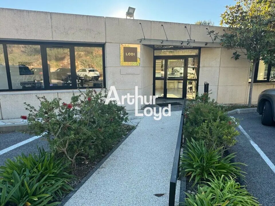 Bureau dans Valbonne à louer Photo de l’immeuble– Image 1 sur 8