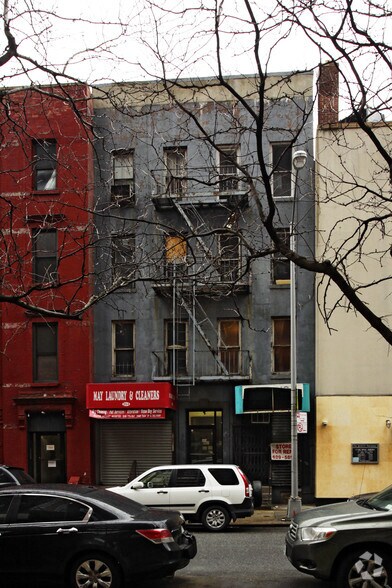 354 E 78th St, New York, NY à louer - Photo de l’immeuble – Image 2 sur 2