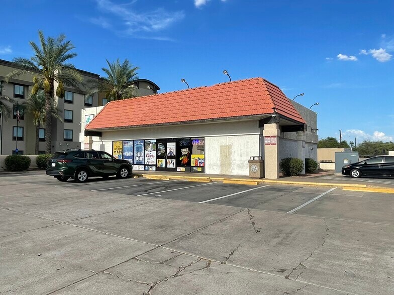 1405 N Scottsdale Rd, Tempe, AZ à louer - Photo principale – Image 1 sur 6