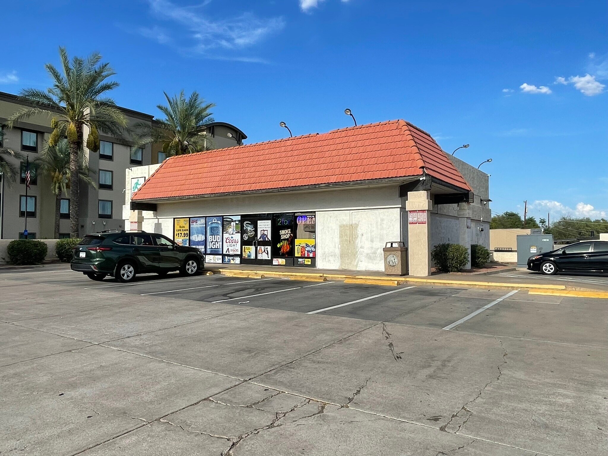 1405 N Scottsdale Rd, Tempe, AZ à louer Photo principale– Image 1 sur 7