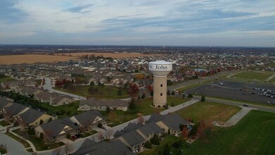 8750-72 109th Ave, Saint John, IN à louer - Vidéo sur l’annonce professionnelle 