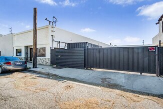 Plus de détails pour 20908 Itasca St, Chatsworth, CA - Local d’activités à vendre