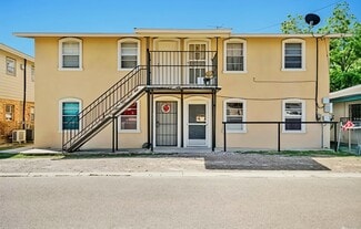 Plus de détails pour 121 N Bethel St, Roma, TX - Logement à vendre