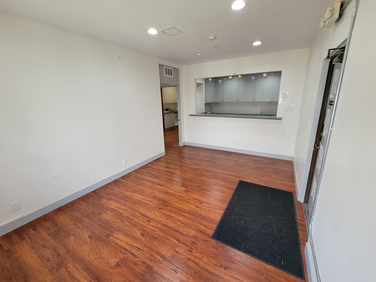 3231 Waring Ct, Oceanside, CA 92056 - Lot K - - Photo intérieure - Image 2 of 28