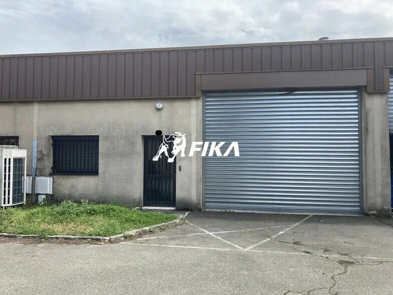 Local d’activités dans Colomiers à louer - Photo de l’immeuble – Image 1 sur 8