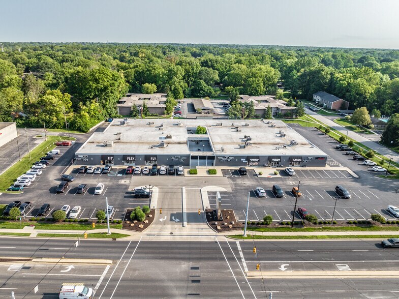 1700 E 86th St, Indianapolis, IN à louer - Photo de l’immeuble – Image 3 sur 4