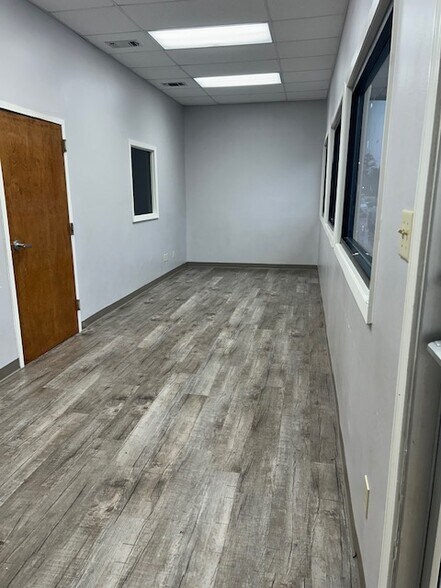1000-1002 S Vienna St, Ruston, LA à louer - Photo intérieure – Image 2 sur 8