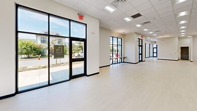 301 SE G St, Bentonville, AR à louer Photo intérieure– Image 1 sur 27