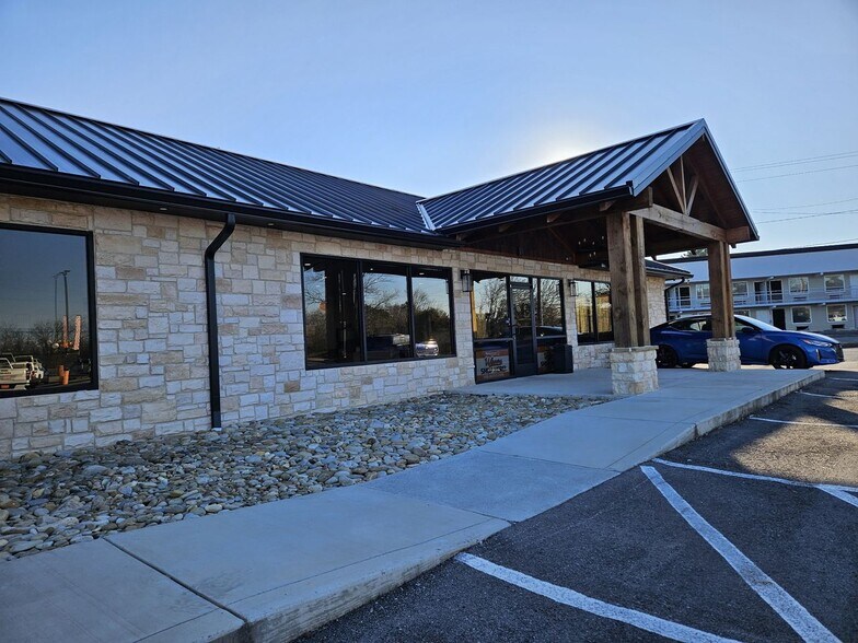 1391 Murrays Chapel Rd, Sweetwater, TN à vendre - Photo de l’immeuble – Image 2 sur 12