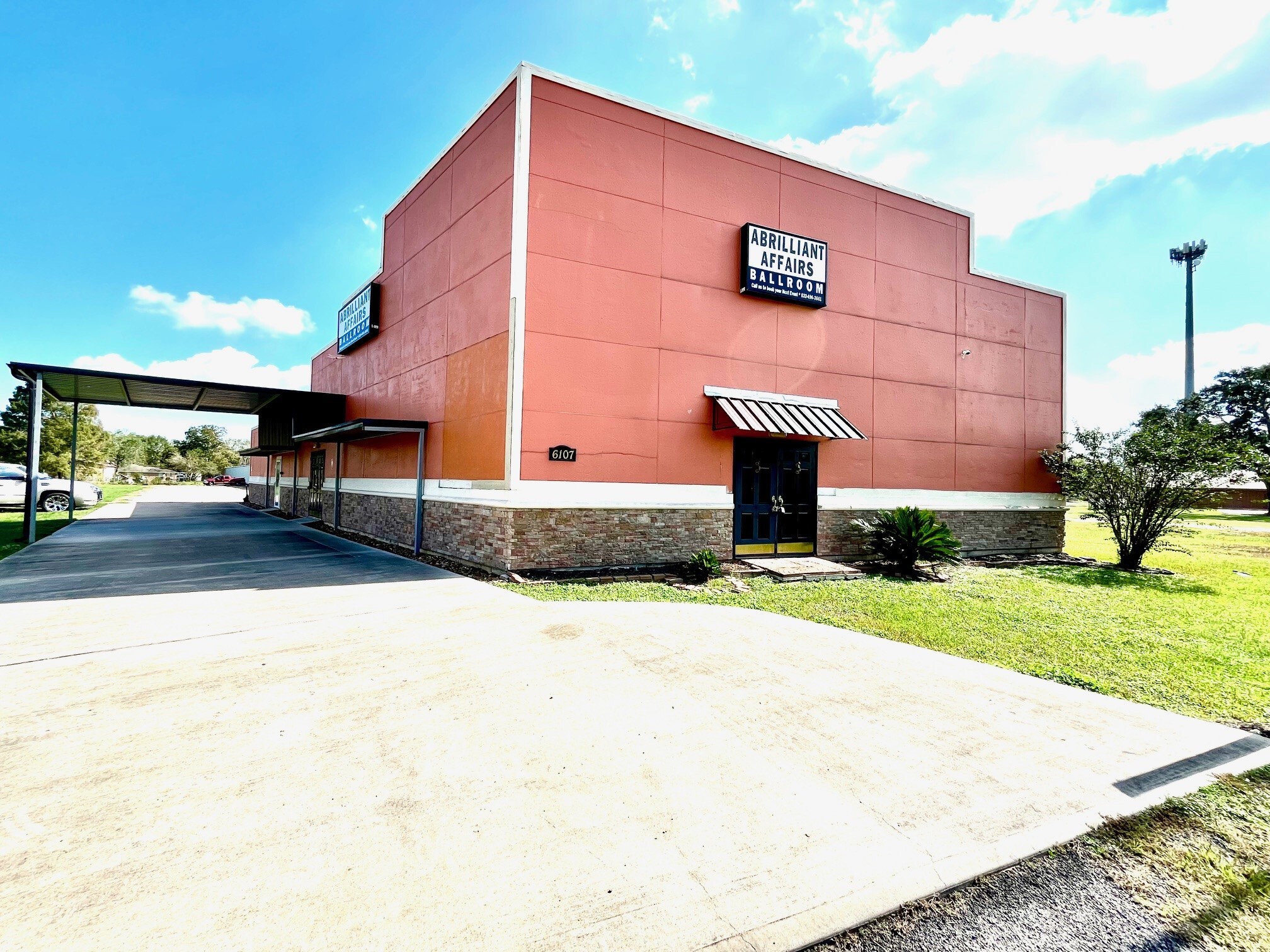 6107 FM 521 Rd, Rosharon, TX à vendre Photo de l’immeuble– Image 1 sur 11