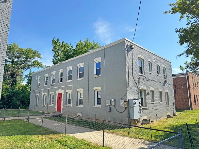 4912 Nash St NE, Washington, DC à vendre - Photo principale – Image 1 sur 12