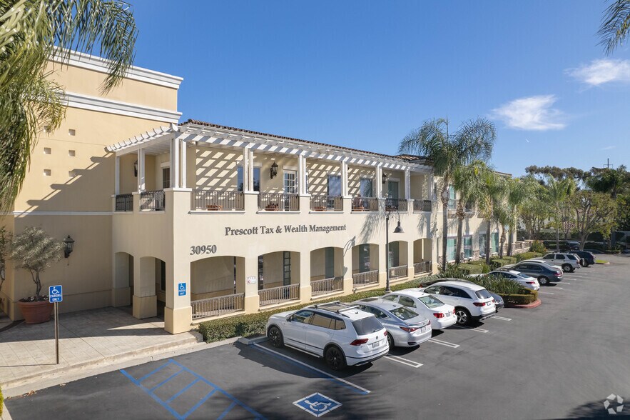 30950 Rancho Viejo Rd, San Juan Capistrano, CA à vendre - Photo de l’immeuble – Image 2 sur 16