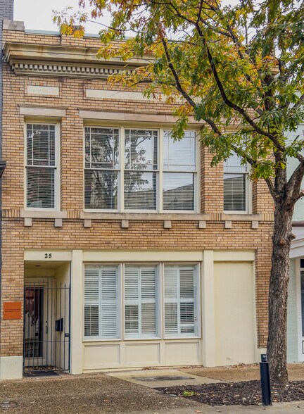 25 South Court St, Montgomery, AL à vendre - Photo de l’immeuble – Image 1 sur 12