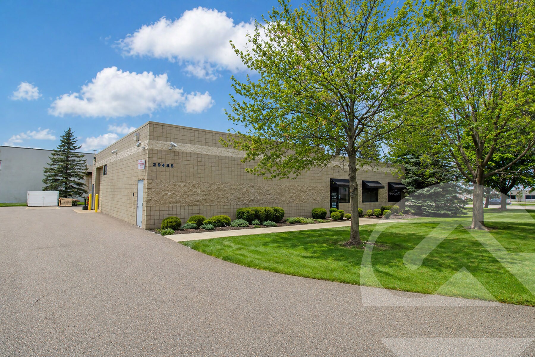 29485 Lorie Ln, Wixom, MI à louer Photo principale– Image 1 sur 3