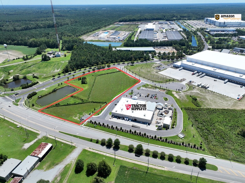 110 Maya Way, Suffolk, VA à louer - Photo de l’immeuble – Image 3 sur 16