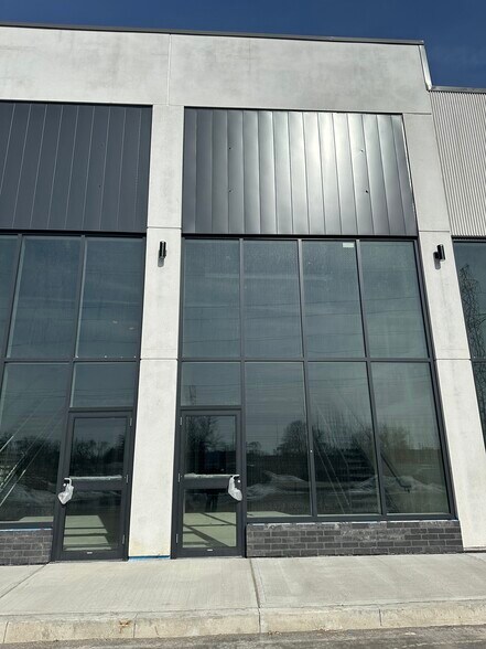 3101 Kennedy Rd, Toronto, ON à louer - Photo de l’immeuble – Image 2 sur 5