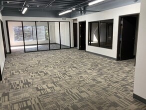 1875 S State St, Orem, UT à louer Photo intérieure– Image 1 sur 5