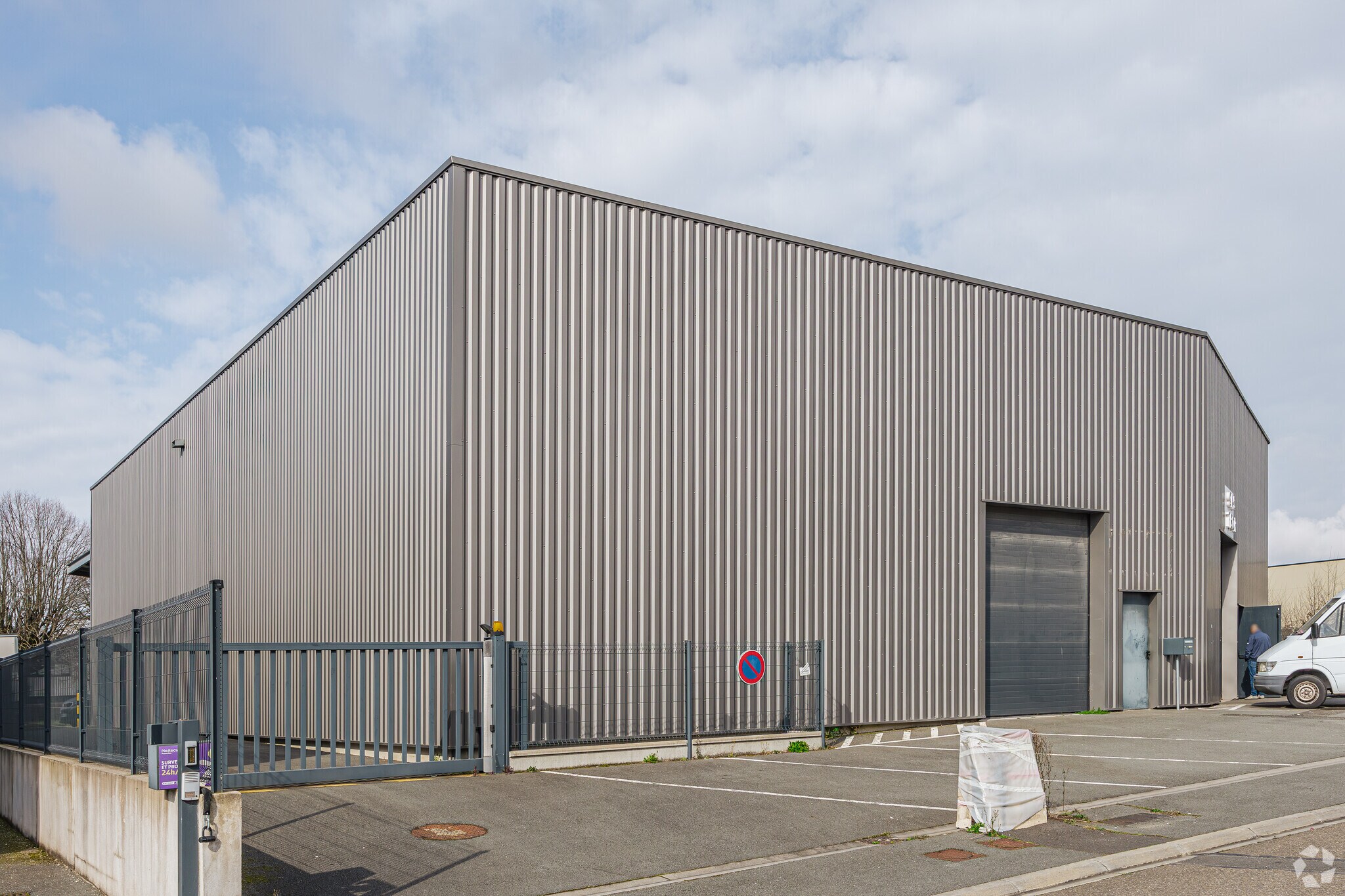 1 Village Artisanal du Clouet, Pompignac à louer Photo principale– Image 1 sur 9