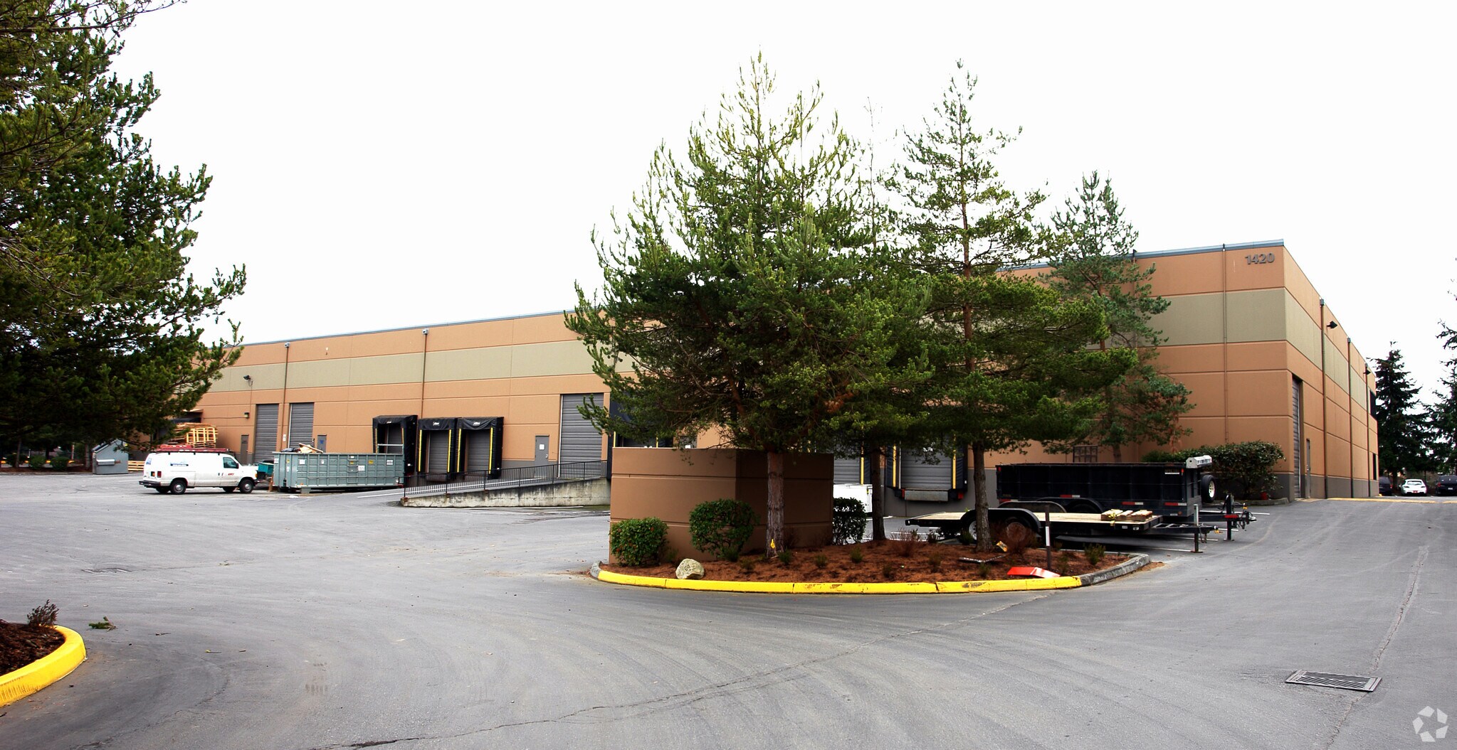 1420 80th St SW, Everett, WA à vendre Photo principale– Image 1 sur 12