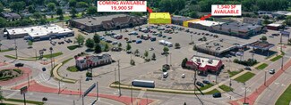 Plus de détails pour 828-878 Fox Point Plz, Neenah, WI - Local commercial à louer