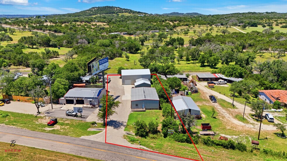 38 FM 289, Comfort, TX à louer - Photo de l’immeuble – Image 1 sur 17