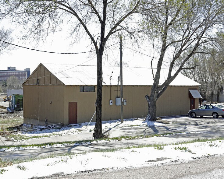 2411 Sinton Rd, Colorado Springs, CO à louer - Photo de l’immeuble – Image 2 sur 3
