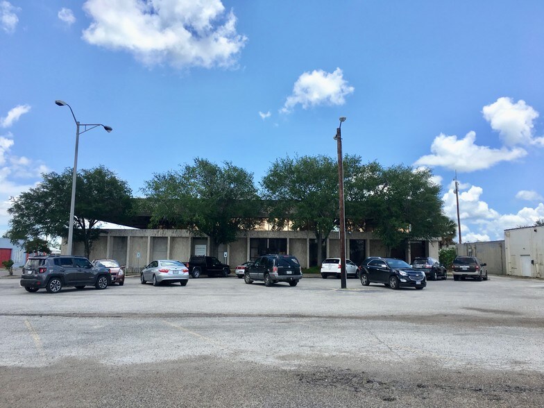 422 E Avenue B, Robstown, TX à louer - Autre – Image 3 sur 33