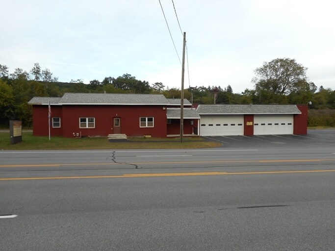 3304 Amsterdam Rd, Glenville, NY à vendre - Photo principale – Image 1 sur 1