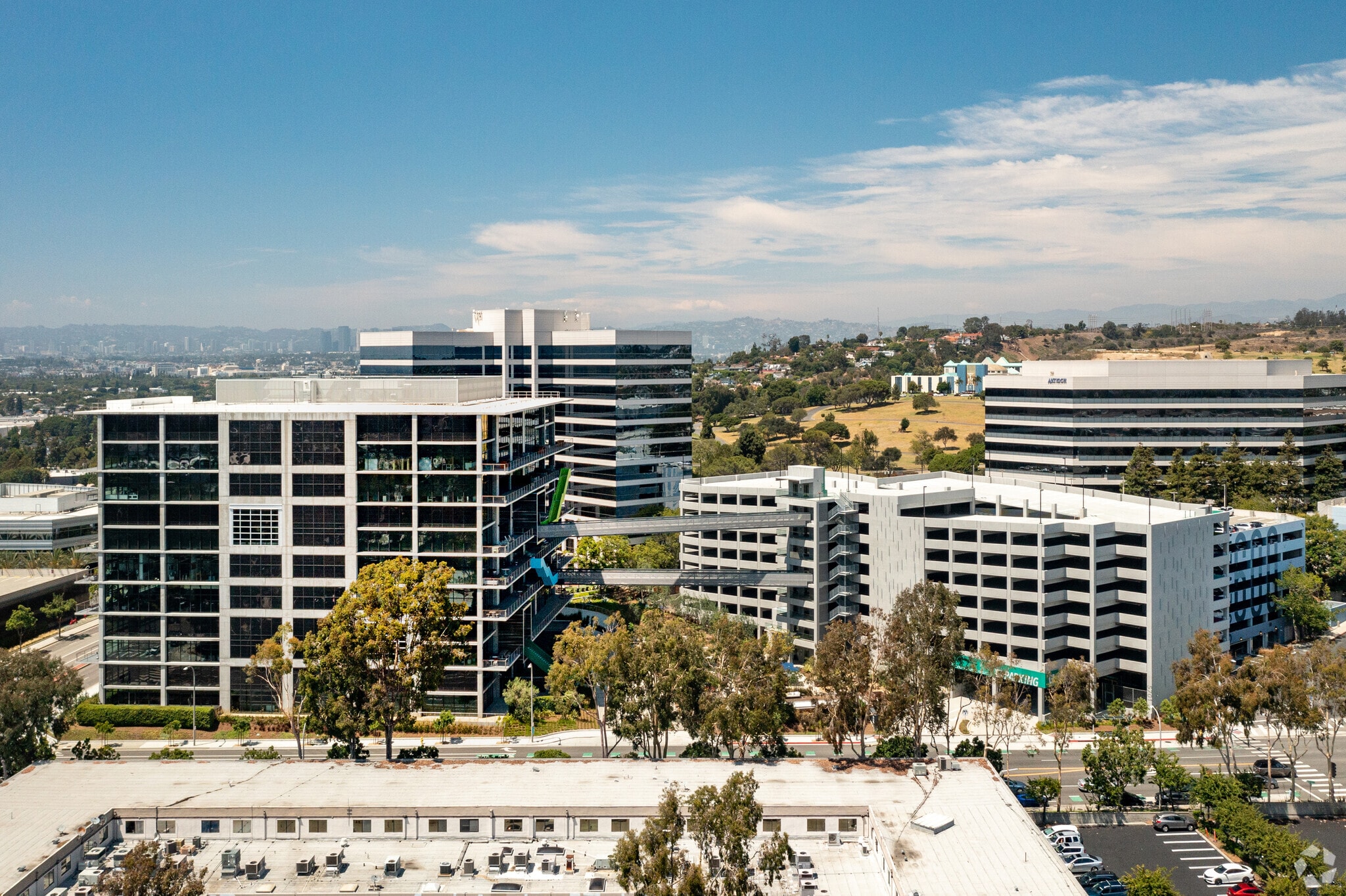 600 Corporate Pointe, Culver City, CA à louer Photo principale– Image 1 sur 7