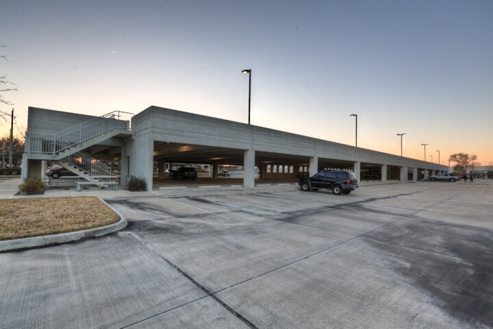 455 E Medical Center Blvd, Webster, TX à louer - Autre – Image 2 sur 35