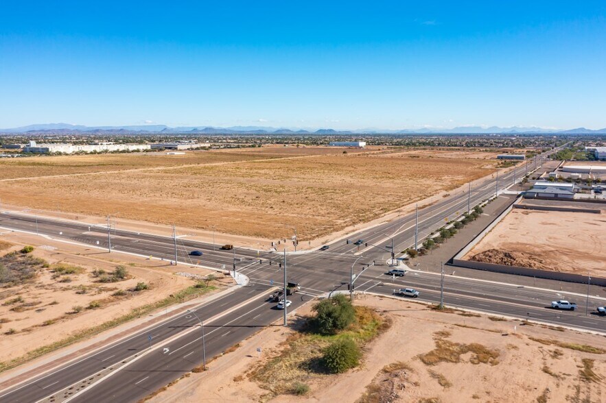 NEC Cactus Rd & Litchfield Rd, Surprise, AZ à vendre - Photo de l’immeuble – Image 2 sur 3