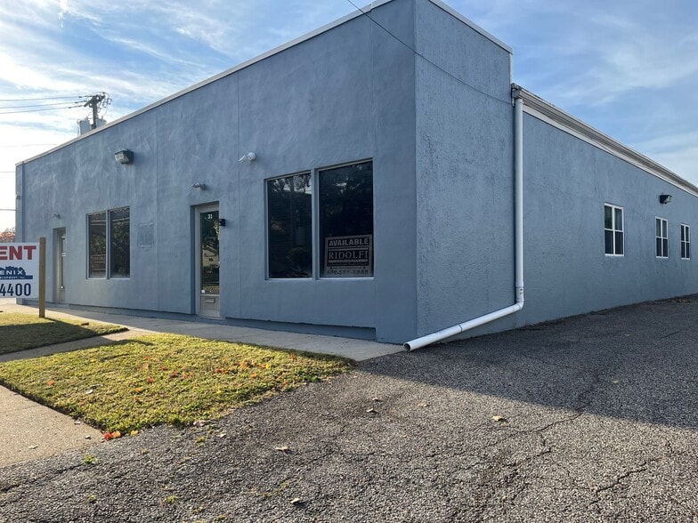 31 Lexington Ave, Ewing, NJ à louer - Photo de l’immeuble – Image 1 sur 10