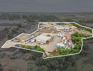 Plus de détails pour 56-58R Pulaski St, Peabody, MA - Terrain à louer