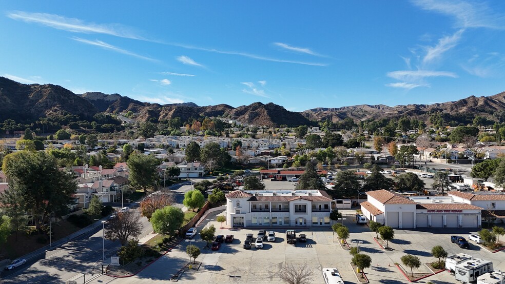 31280-31294 The Old Road, Castaic, CA à louer - Photo de l’immeuble – Image 3 sur 8