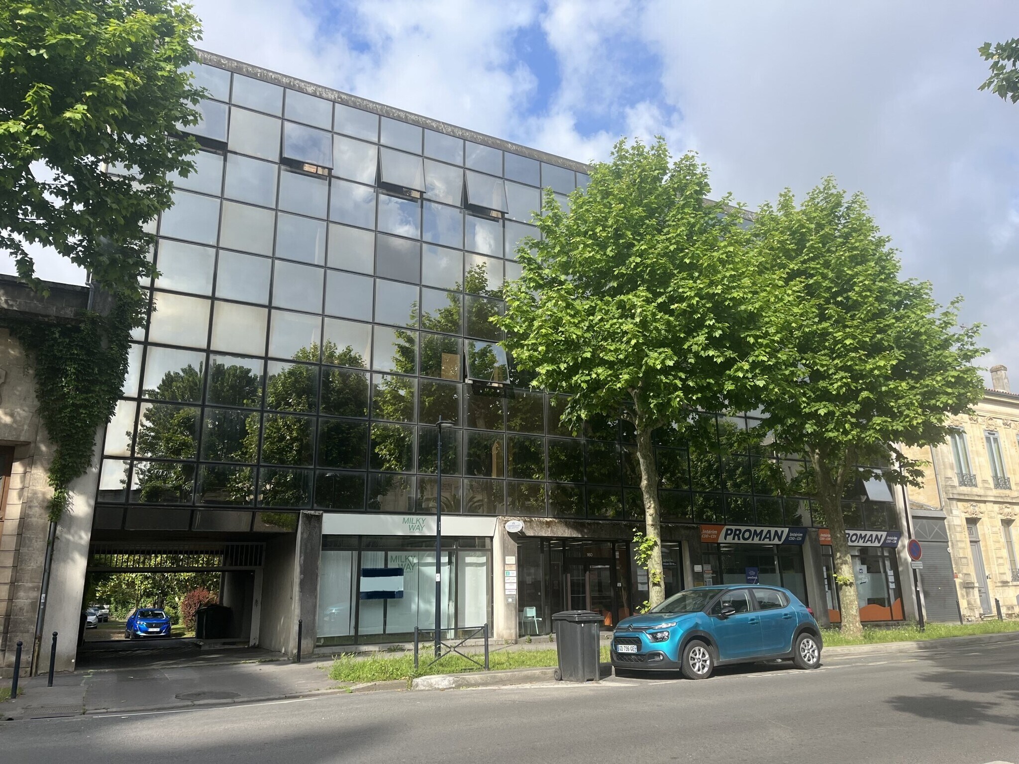 Bureau dans Bordeaux à louer Photo de l’immeuble– Image 1 sur 10