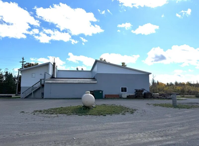 4782 Werth Rd, Alpena, MI à vendre - Photo de l’immeuble – Image 3 sur 10
