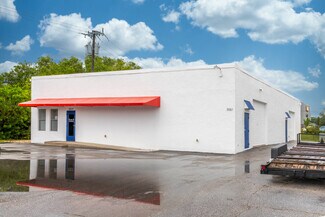 Plus de détails pour 3059-3061 SE Monroe St, Stuart, FL - Industriel/Logistique à louer