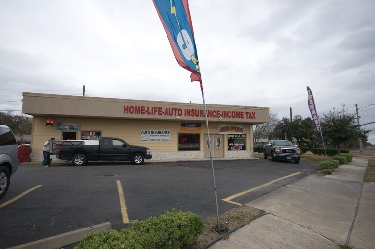 2555 Allen Genoa Rd, Pasadena, TX à vendre Photo de l’immeuble– Image 1 sur 21