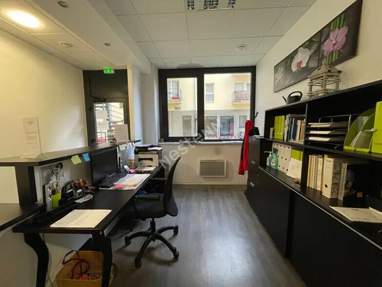 Bureau dans Saint-Avold à vendre - Photo intérieure – Image 2 sur 13