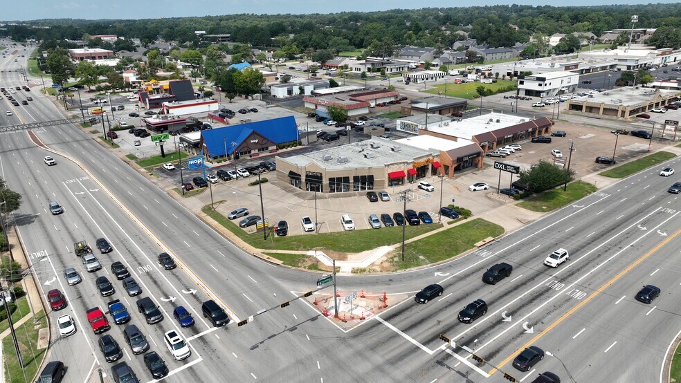 4249 S Broadway Ave, Tyler, TX à vendre - Photo de l’immeuble – Image 2 sur 6