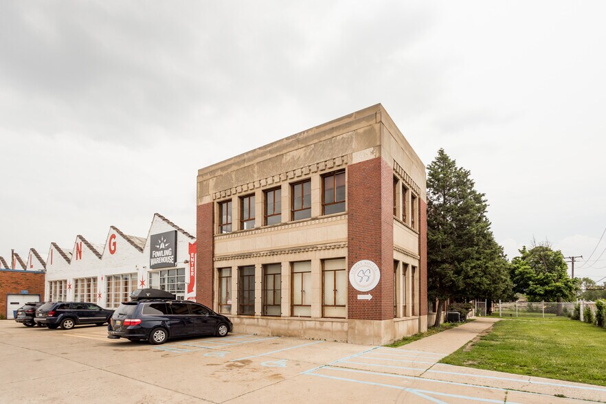 3901 Christopher St, Hamtramck, MI à louer - Photo de l’immeuble – Image 2 sur 28
