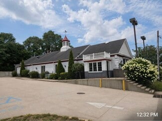 Plus de détails pour 553 Hawkins Ave, Ronkonkoma, NY - Local commercial à vendre