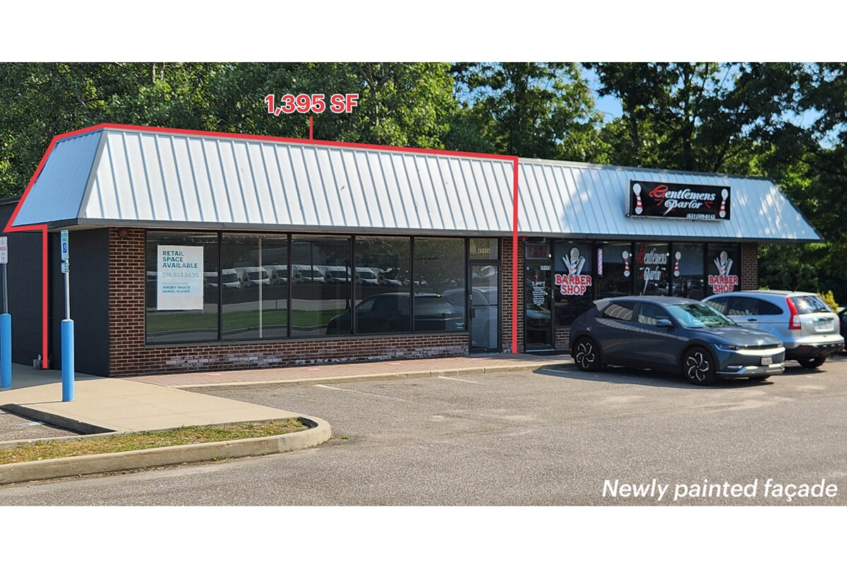 4949 Nesconset Hwy, Port Jefferson Station, NY à louer Photo principale– Image 1 sur 4