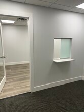 2501 E Commercial Blvd, Fort Lauderdale, FL à louer Photo intérieure– Image 1 sur 6