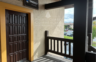 110 Civic Center Dr, Vista, CA à vendre Photo intérieure– Image 2 sur 8