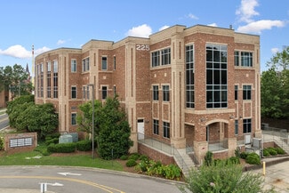 Plus de détails pour 225 Ray Ave, Fayetteville, NC - Bureau, Local commercial à louer