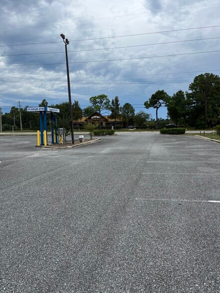 1857 Wells Rd, Orange Park, FL à louer - Photo de l’immeuble – Image 2 sur 3