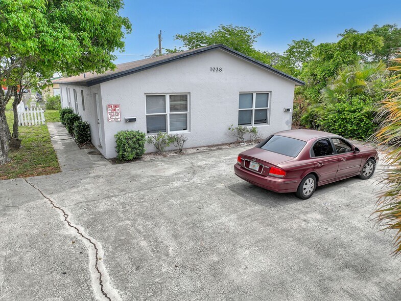 1028 W 8th St, Riviera Beach, FL à vendre - Photo principale – Image 1 sur 1