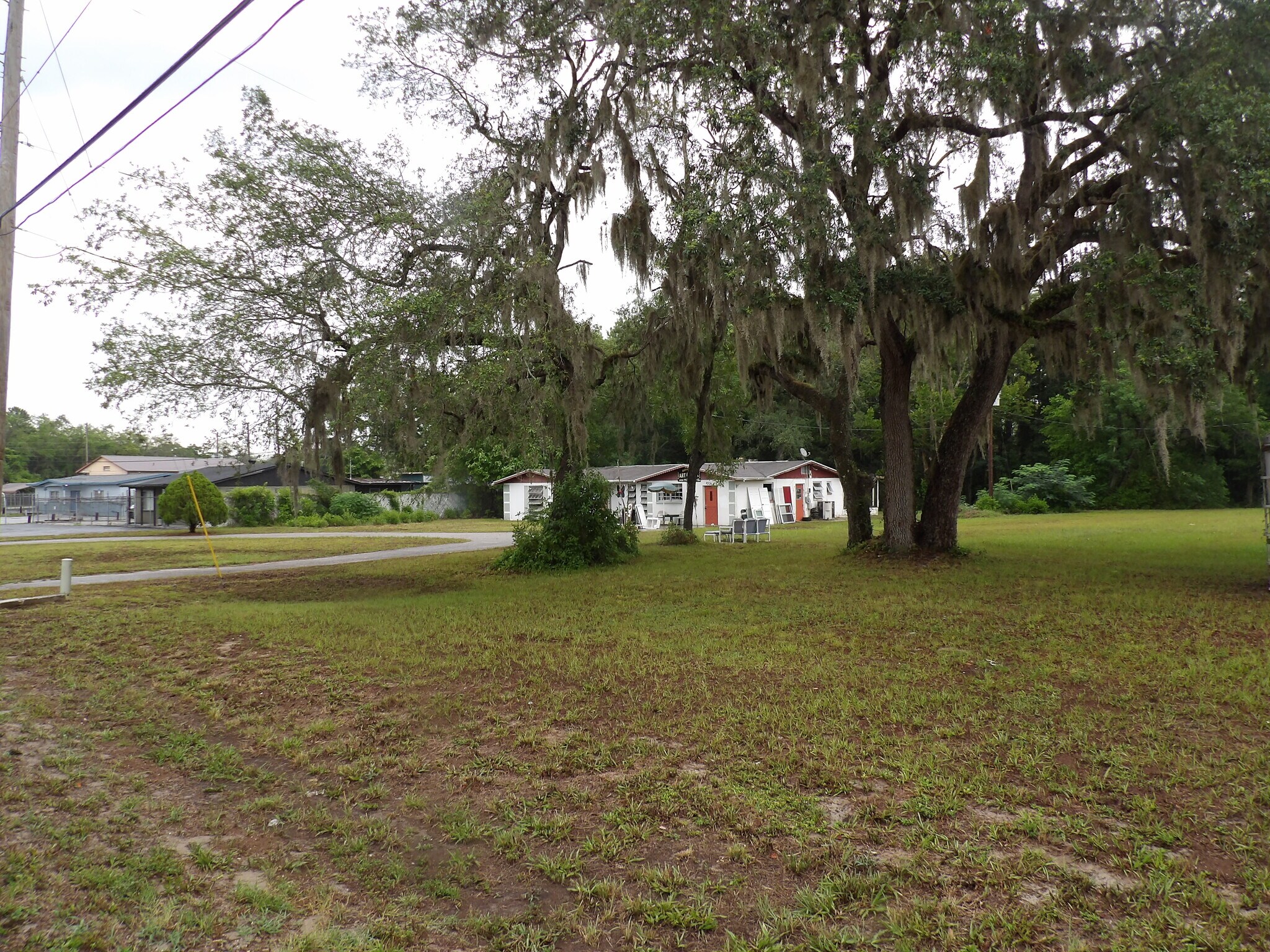 9706 Moon Lake Rd, New Port Richey, FL à vendre Photo de l’immeuble– Image 1 sur 11