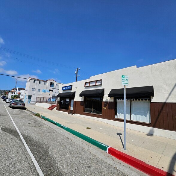800-810 W 9th St, San Pedro, CA à vendre - Photo de l’immeuble – Image 3 sur 34